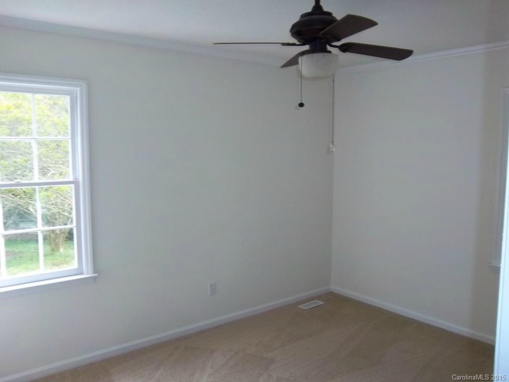 8500 Starnes Randall Road Charlotte, NC 28215 - Photo 6 of 14 Gallery Image 6