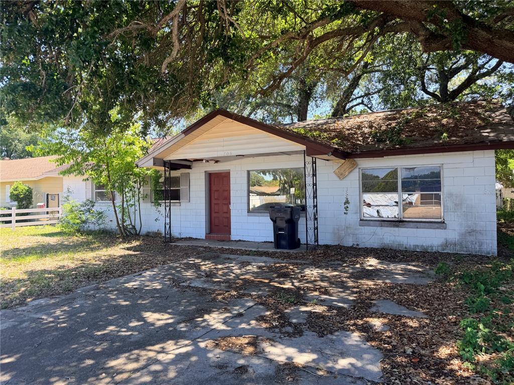 708 Glad Road Winter Haven, FL 33880 - Photo 2 of 14