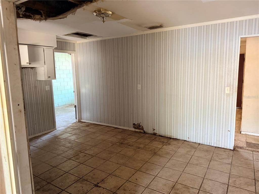 708 Glad Road Winter Haven, FL 33880 - Photo 6 of 14