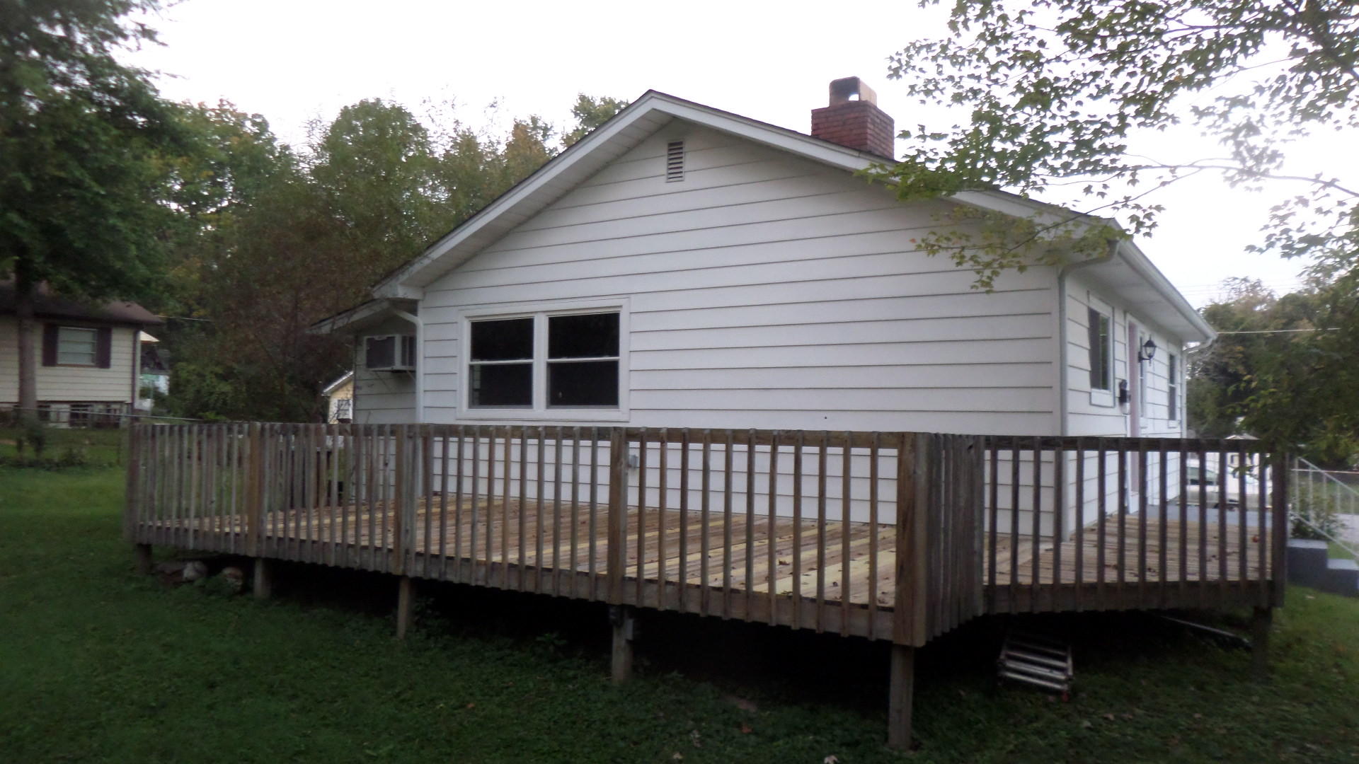 329 East Fairview Road Oak Ridge, TN 37830 - Photo 17 of 21 Deck