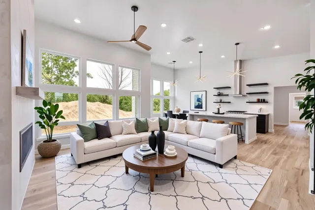 $669,900 | 3644 East Hank Avenue, De Pere, WI 54115