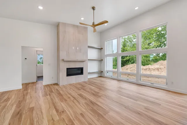 $669,900 | 3644 East Hank Avenue, De Pere, WI 54115