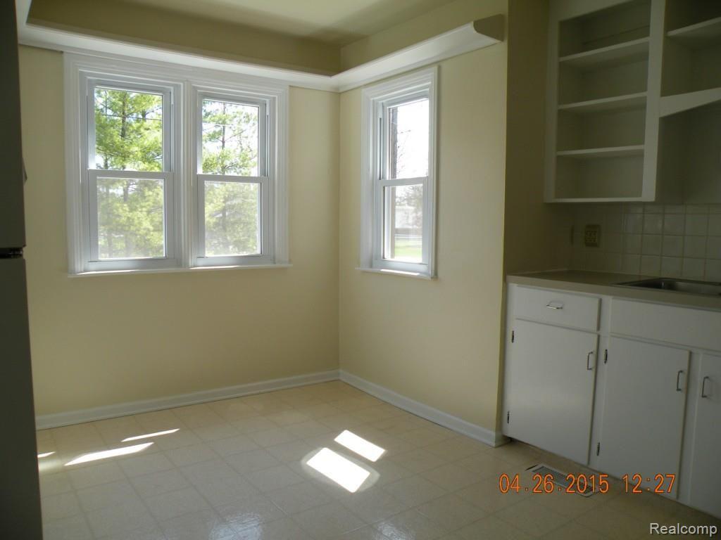34795 Pratt Road Memphis, MI 48041 - Photo 6 of 21 DSCN8583.jpg