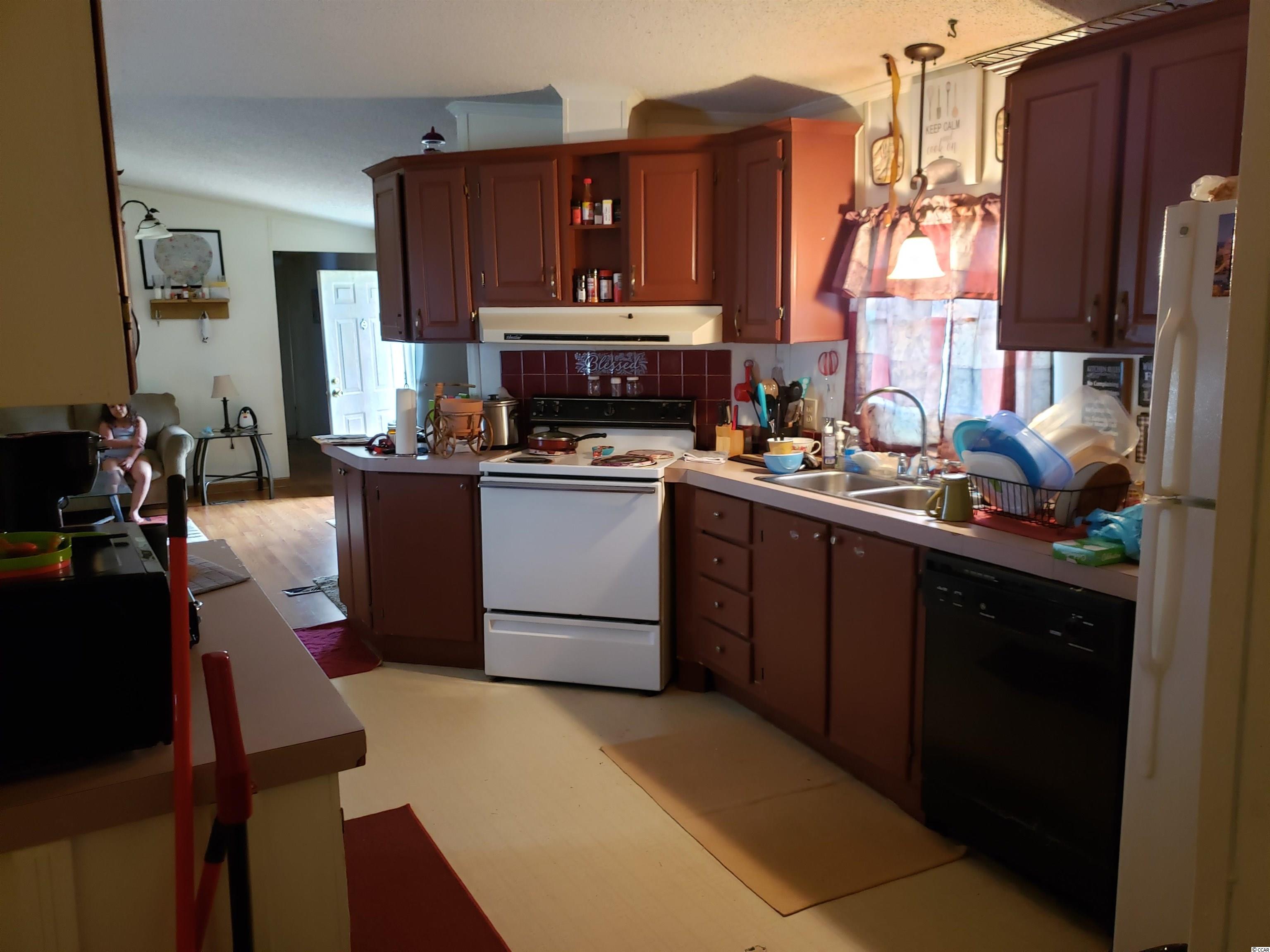 423 West Dogwood Road Loris, SC 29569 - Photo 8 of 13 Gallery Image 8