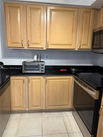 $3,000 | 1280 South Alhambra Circle, Unit 2210, Coral Gables, FL 33146