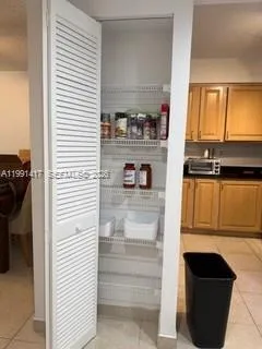 $3,000 | 1280 South Alhambra Circle, Unit 2210, Coral Gables, FL 33146