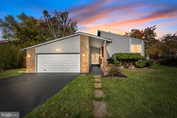 $697,500 | 101 Hopeland Lane, Sterling, VA 20164