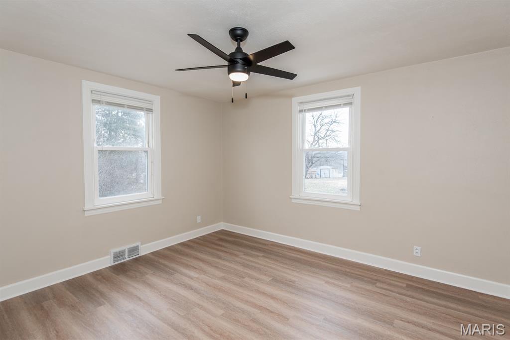 4048 Buckley Road Mehlville, MO 63125 - Photo 17 of 59
