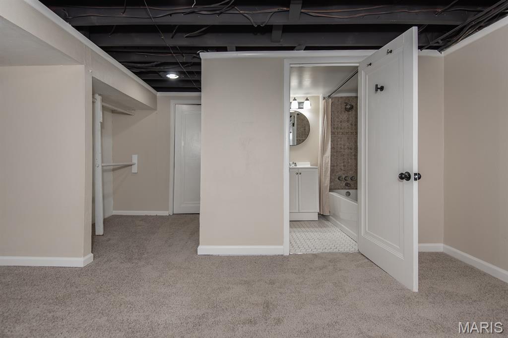 4048 Buckley Road Mehlville, MO 63125 - Photo 40 of 59