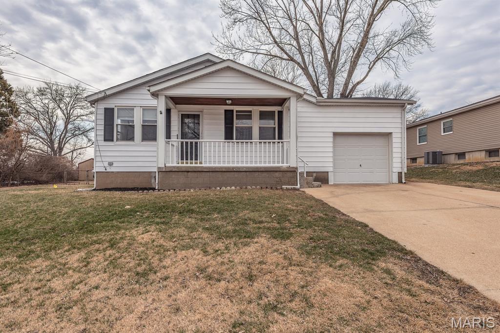 4048 Buckley Road Mehlville, MO 63125 - Photo 49 of 59