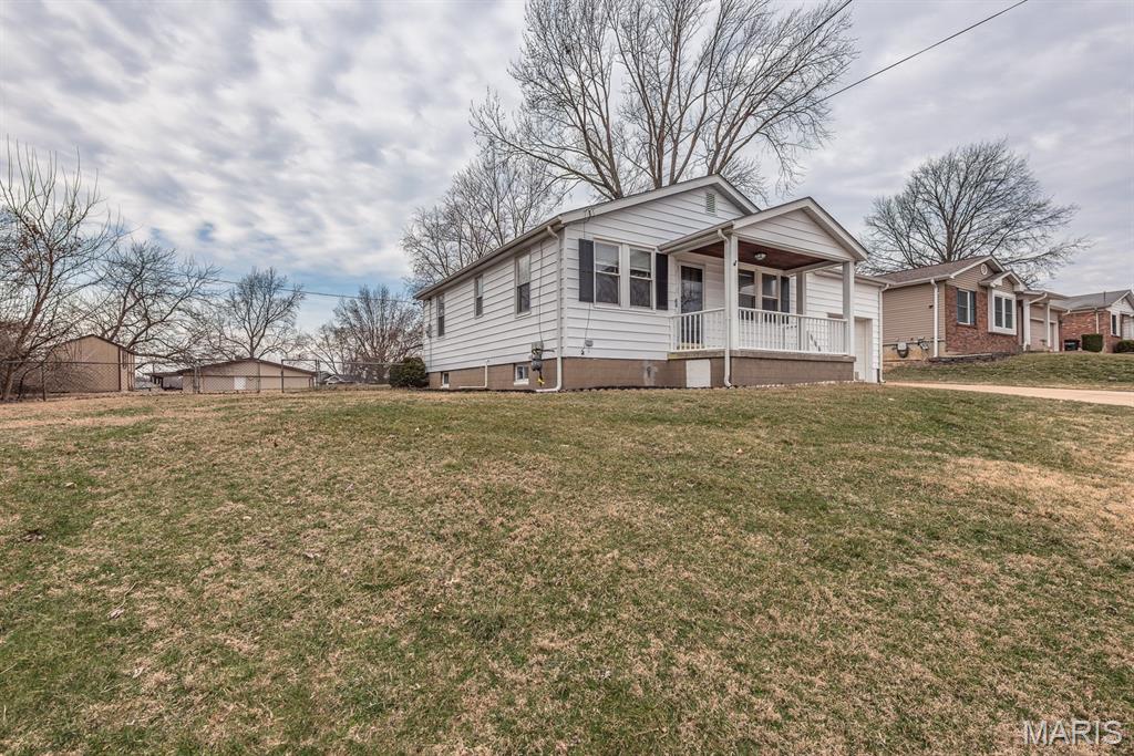 4048 Buckley Road Mehlville, MO 63125 - Photo 50 of 59