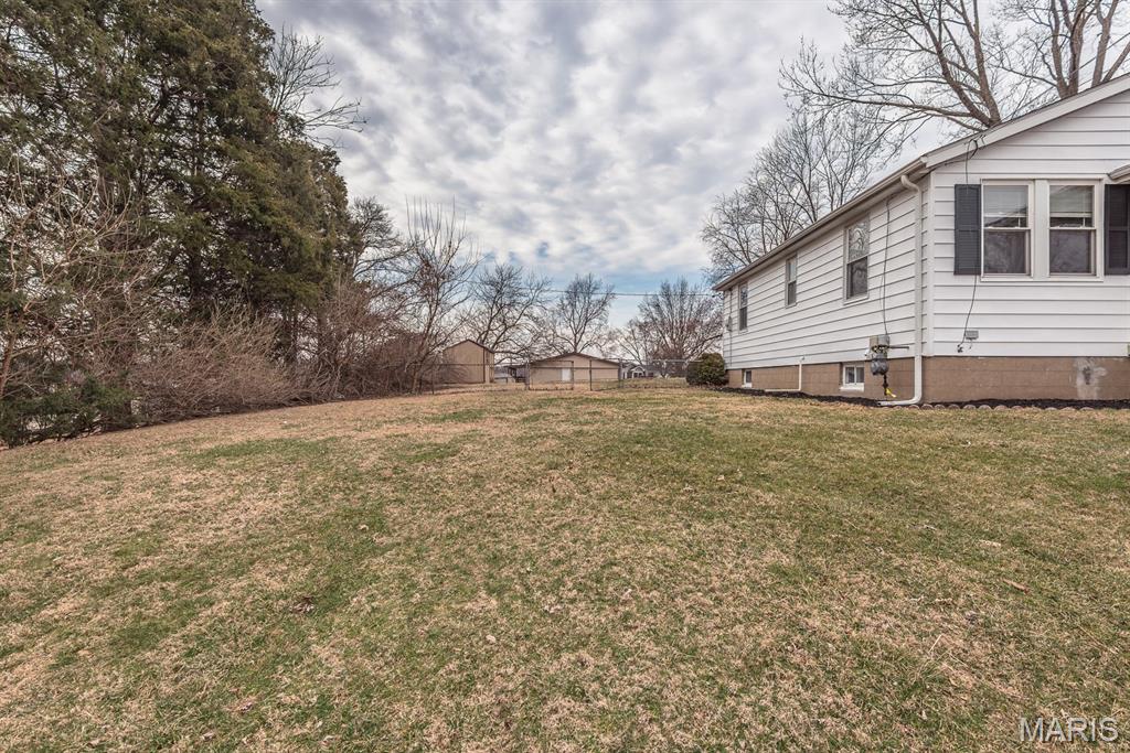 4048 Buckley Road Mehlville, MO 63125 - Photo 51 of 59