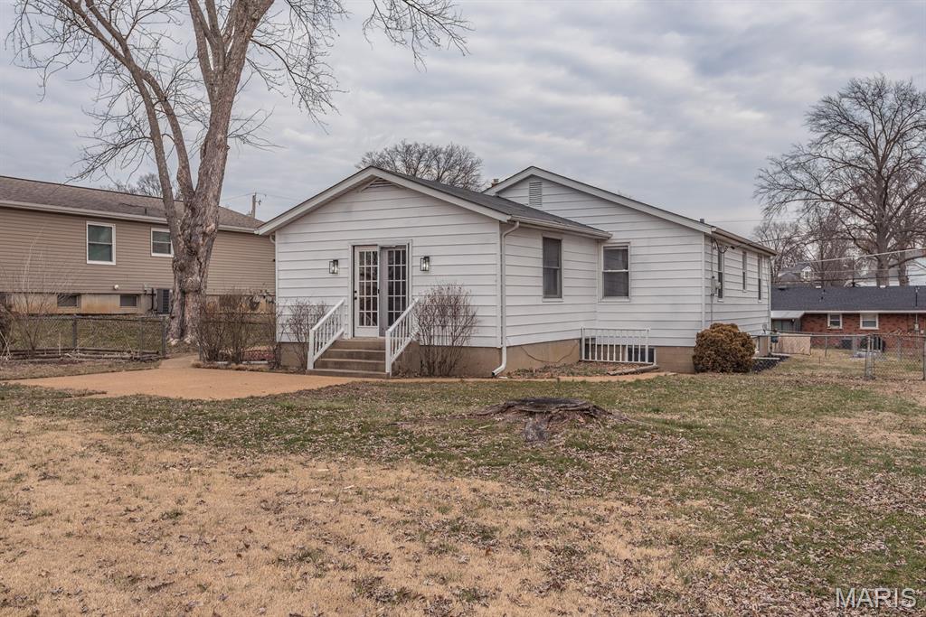 4048 Buckley Road Mehlville, MO 63125 - Photo 56 of 59