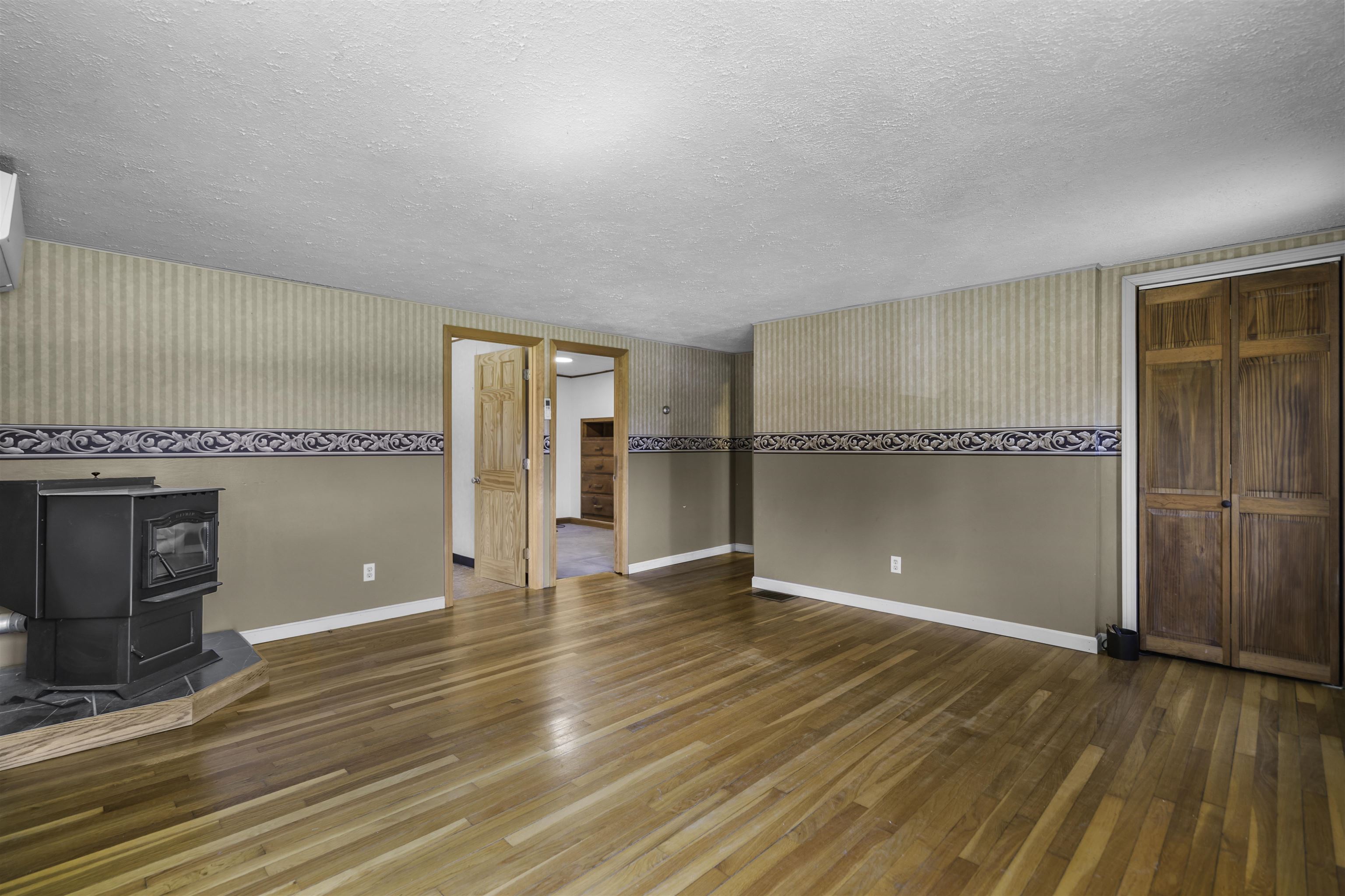 35 Tyler Road Hopkinton, NH 03229 - Photo 10 of 37