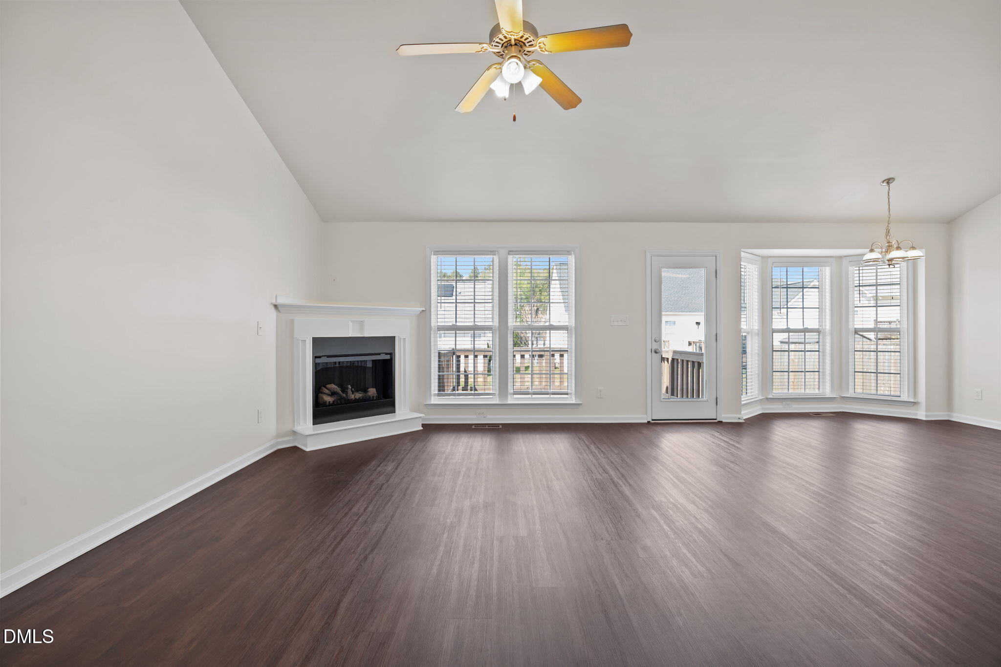 7121 Missionary Ridge Drive Raleigh, NC 27610 - Photo 6 of 39 18-web-or-mls-IMG_2122