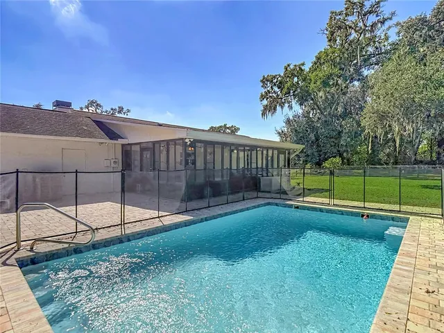 $599,000 | 3311 Mason Oaks Drive, Valrico, FL 33596