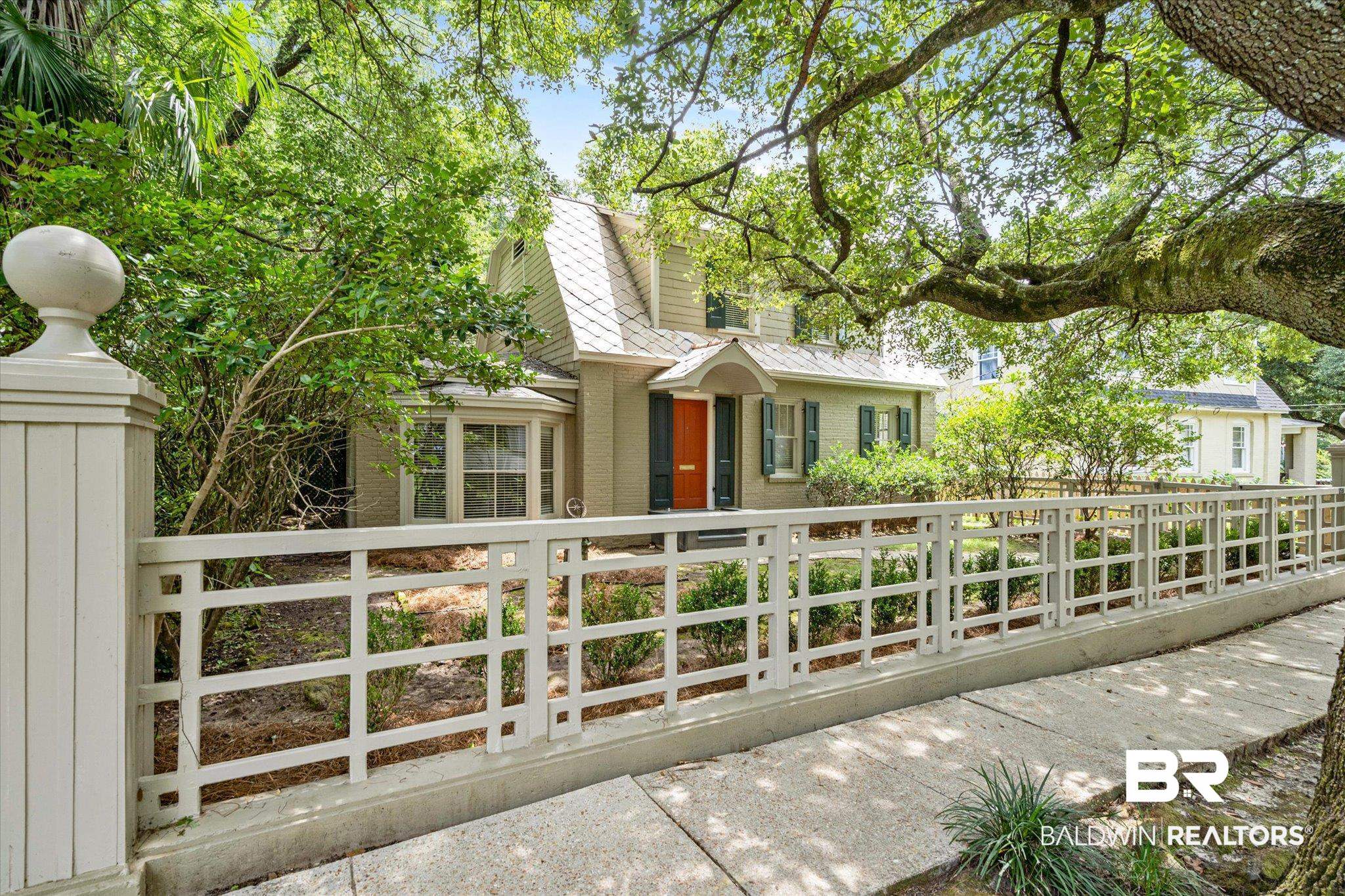 1159 Palmetto Street Mobile, AL 36604 - Photo 20 of 21 View of front of home