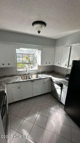 $175,000 | 52 Quarterdeck Townes, Unit TOWNES, New Bern, NC 28562