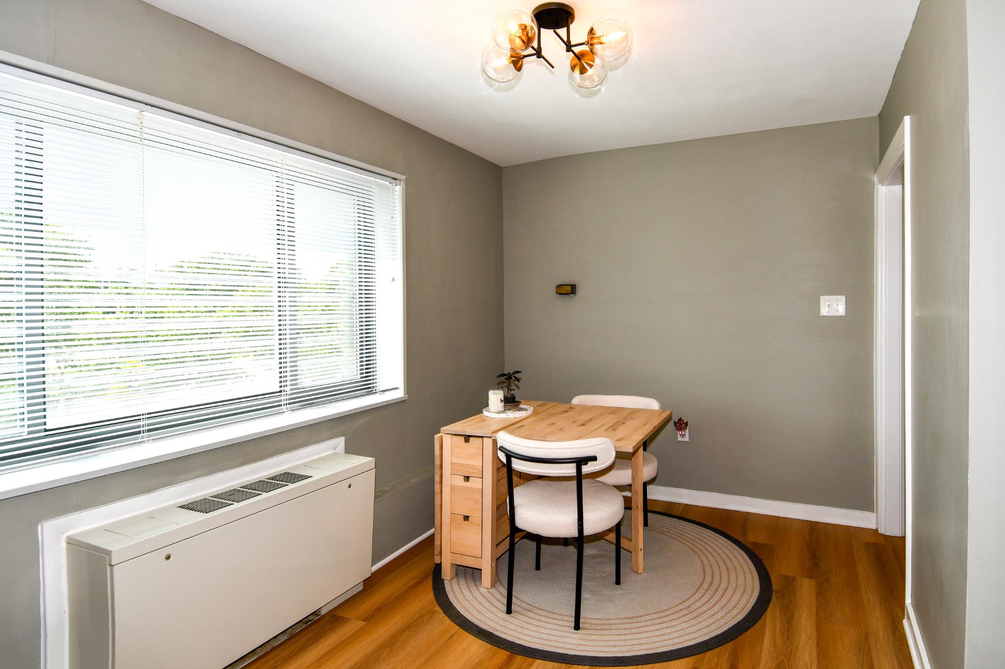 1300 South Arlington Ridge Road, Unit 204 Arlington, VA 22202 - Photo 8 of 49 Dining nook retreat.