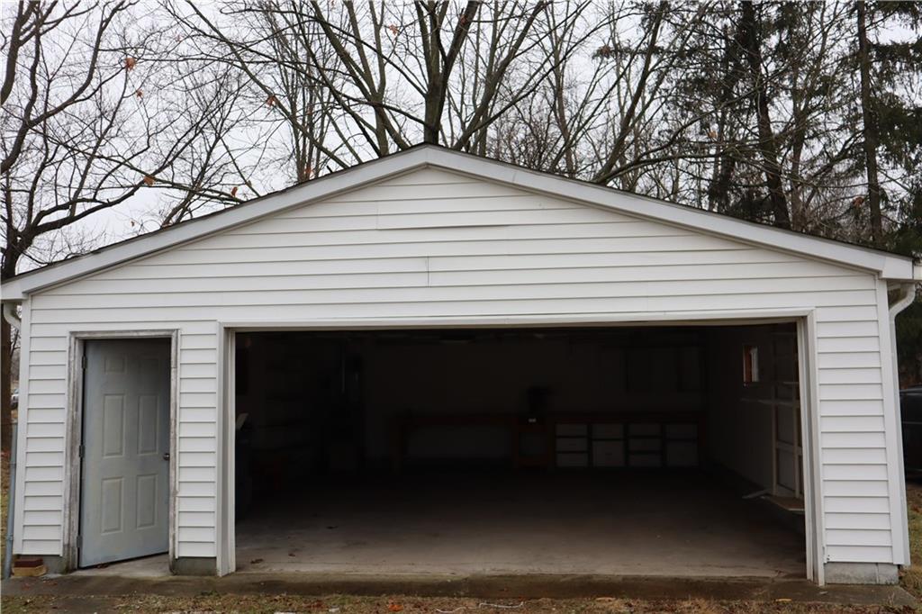 2787 East Thompson Road Indianapolis, IN 46227 - Photo 2 of 16 Gallery Image 2