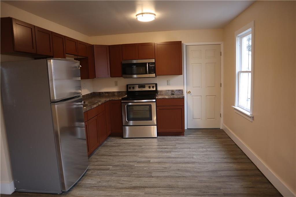 2787 East Thompson Road Indianapolis, IN 46227 - Photo 3 of 16 Gallery Image 3