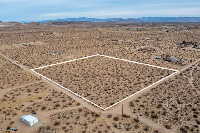 a view of a bathroom