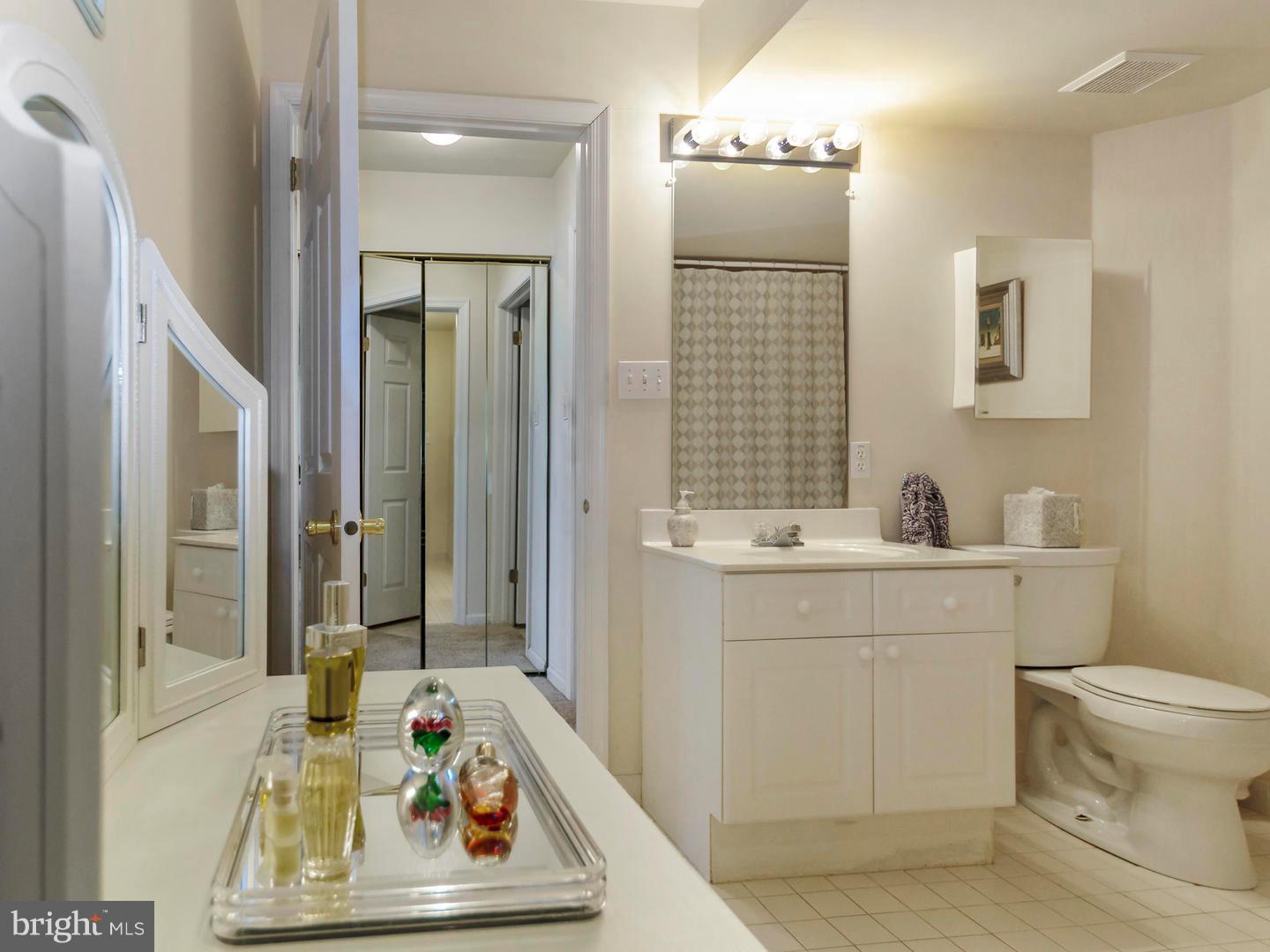 9200 Blue Grass Road, Unit H187 Philadelphia, PA 19114 - Photo 12 of 27 Gallery Image 12