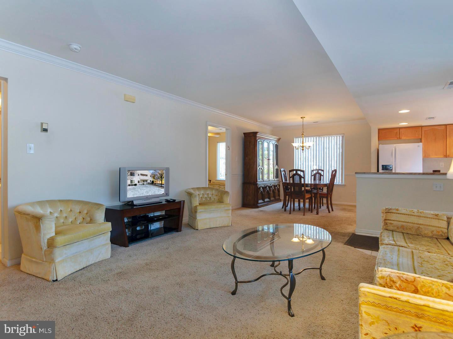 9200 Blue Grass Road, Unit H187 Philadelphia, PA 19114 - Photo 4 of 27 Gallery Image 4