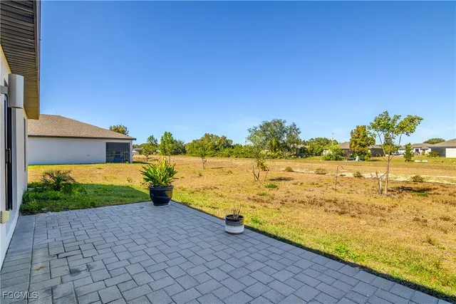$2,100 | 839 Yellow Bird Drive, Fort Myers, FL 33913