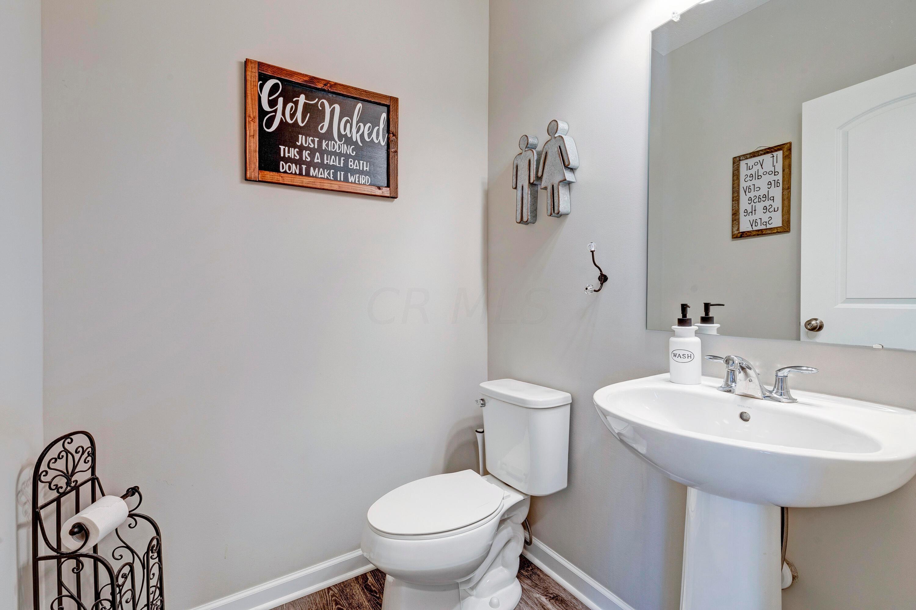 2480 Ridgeway Avenue Lancaster, OH 43130 - Photo 6 of 34 Downstairs Half Bath