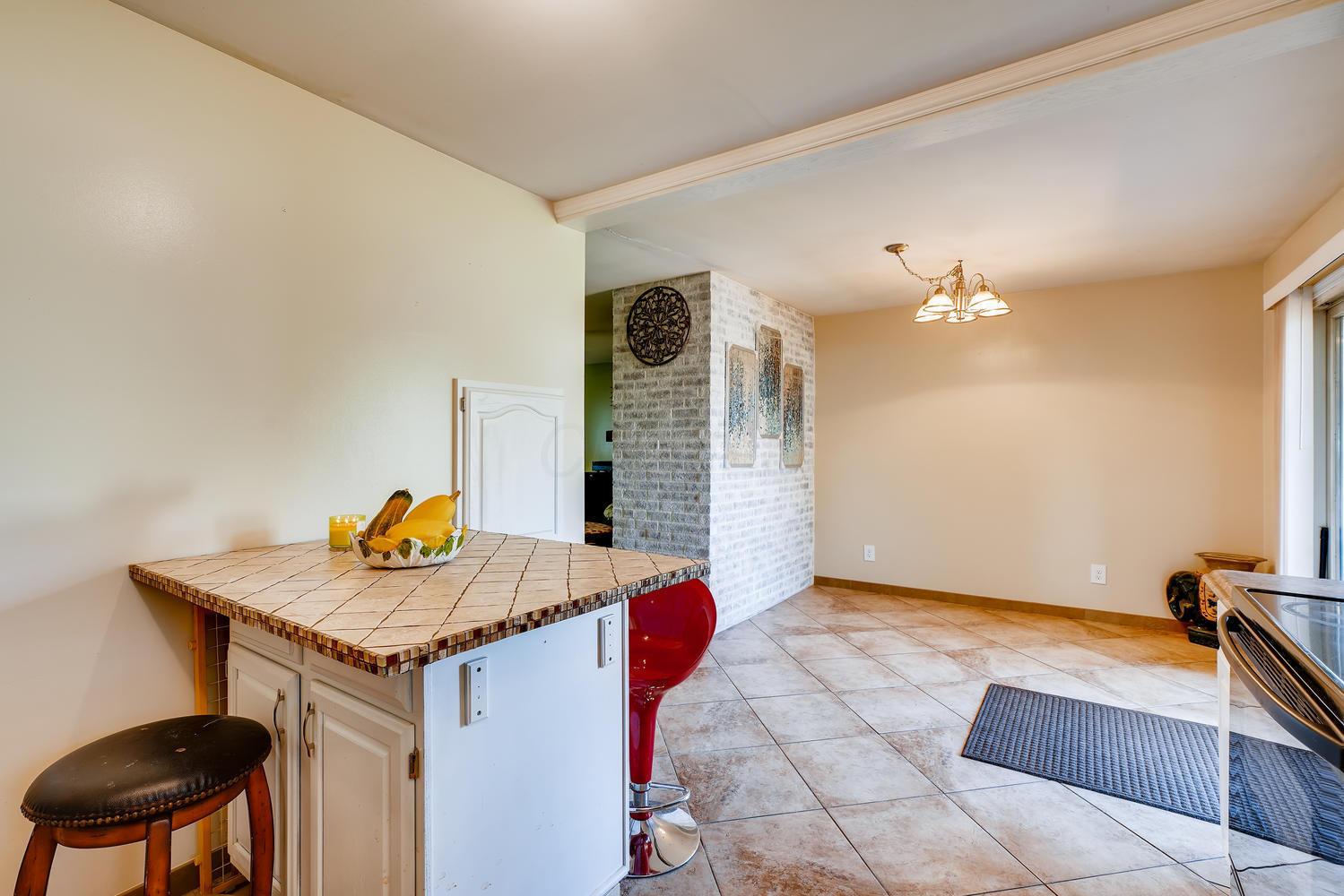 1394 Fullen Road Columbus, OH 43229 - Photo 8 of 28 Gallery Image 8