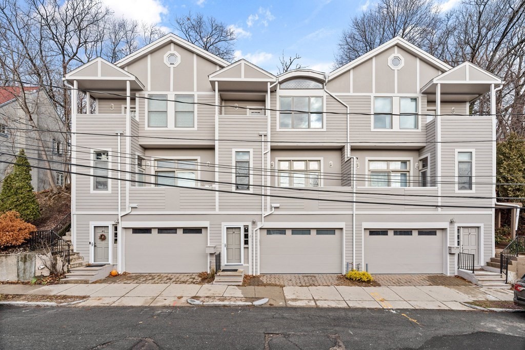 39 Leamington Road, Unit 39 Boston, MA 02135 - Photo 28 of 32 a view of a white building