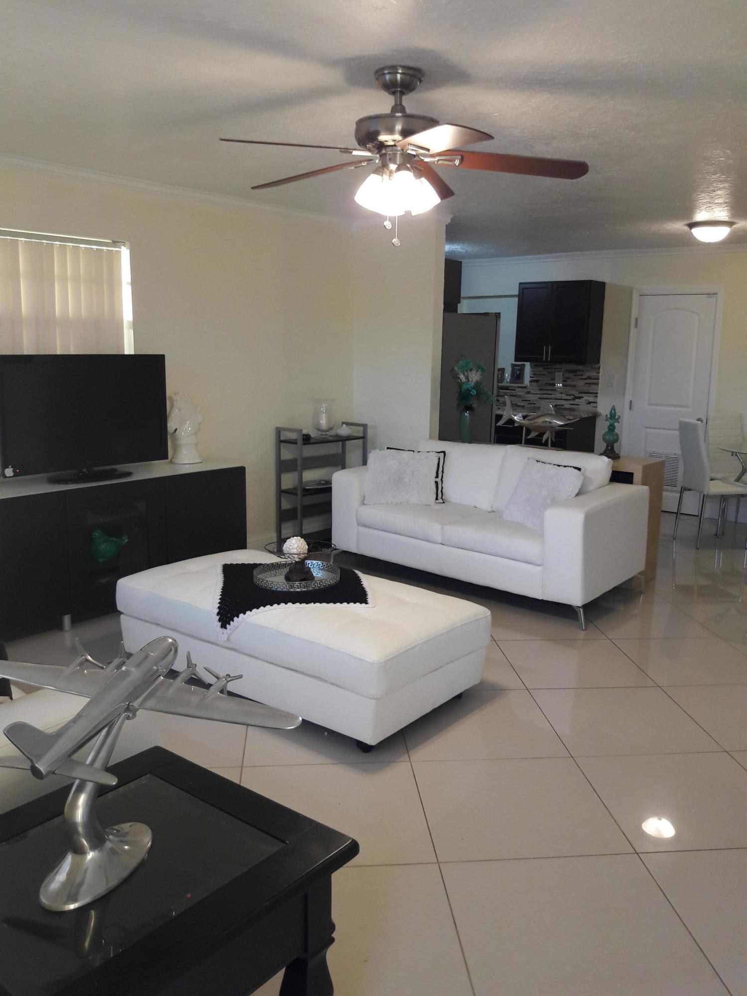 1150 West 1st Street Riviera Beach, FL 33404 - Photo 4 of 20 1b