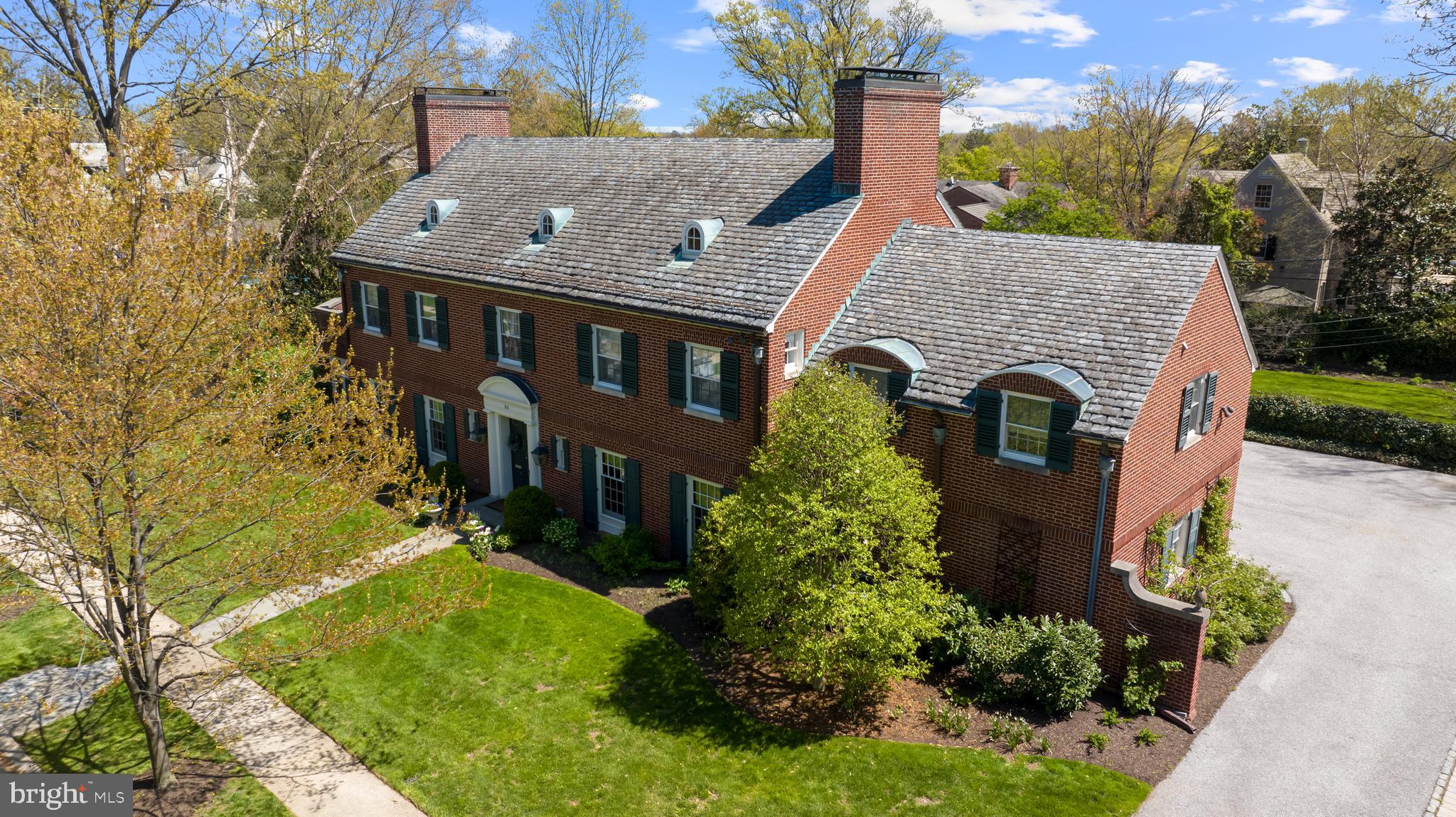 211 Lambeth Road Baltimore, MD 21218 - Photo 4 of 55 a aerial view of a house with a yard