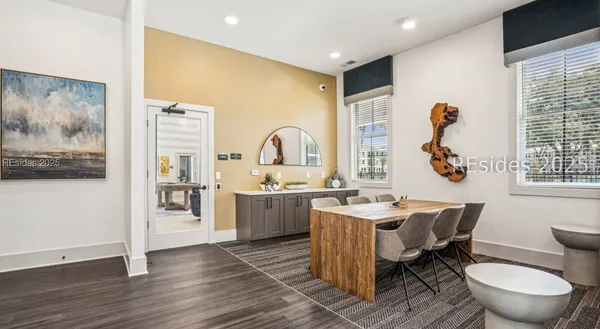 $2,100 | 4000 Margaret Street, Unit TH2, Beaufort, SC 29906