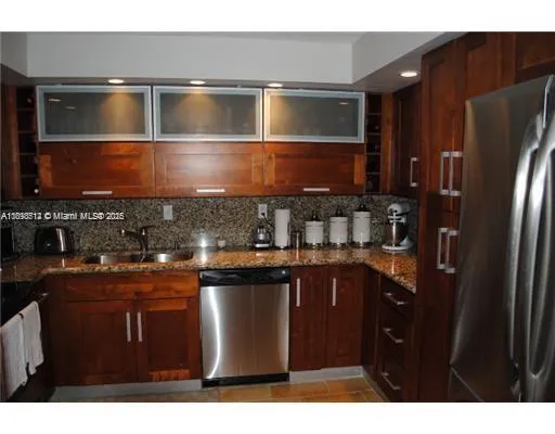 $570,000 | 1901 Brickell Avenue, Unit B1711, Miami, FL 33129