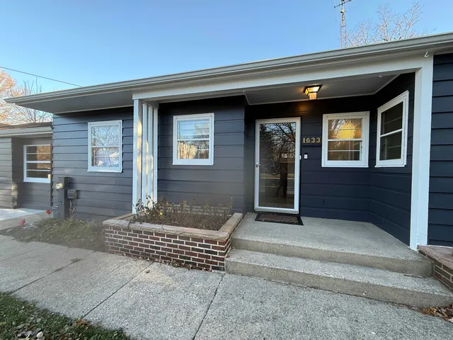 $199,900 | 1633 Crescent Beloit Wi 53511, Beloit, WI 53511