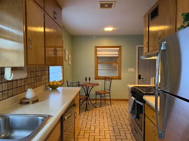 $199,900 | 1633 Crescent Beloit Wi 53511, Beloit, WI 53511