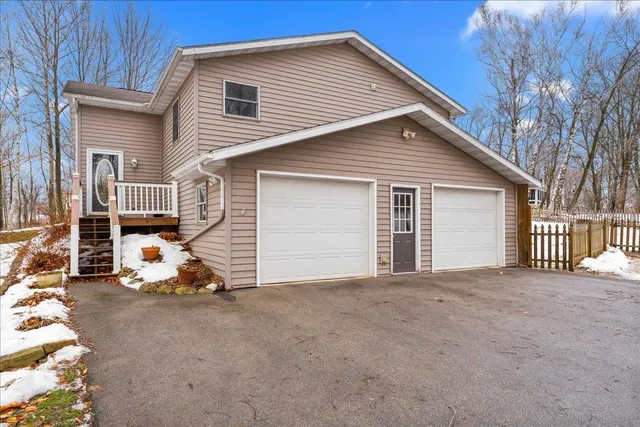 $439,900 | 539 Terraqua Drive, Kewaunee, WI 54216