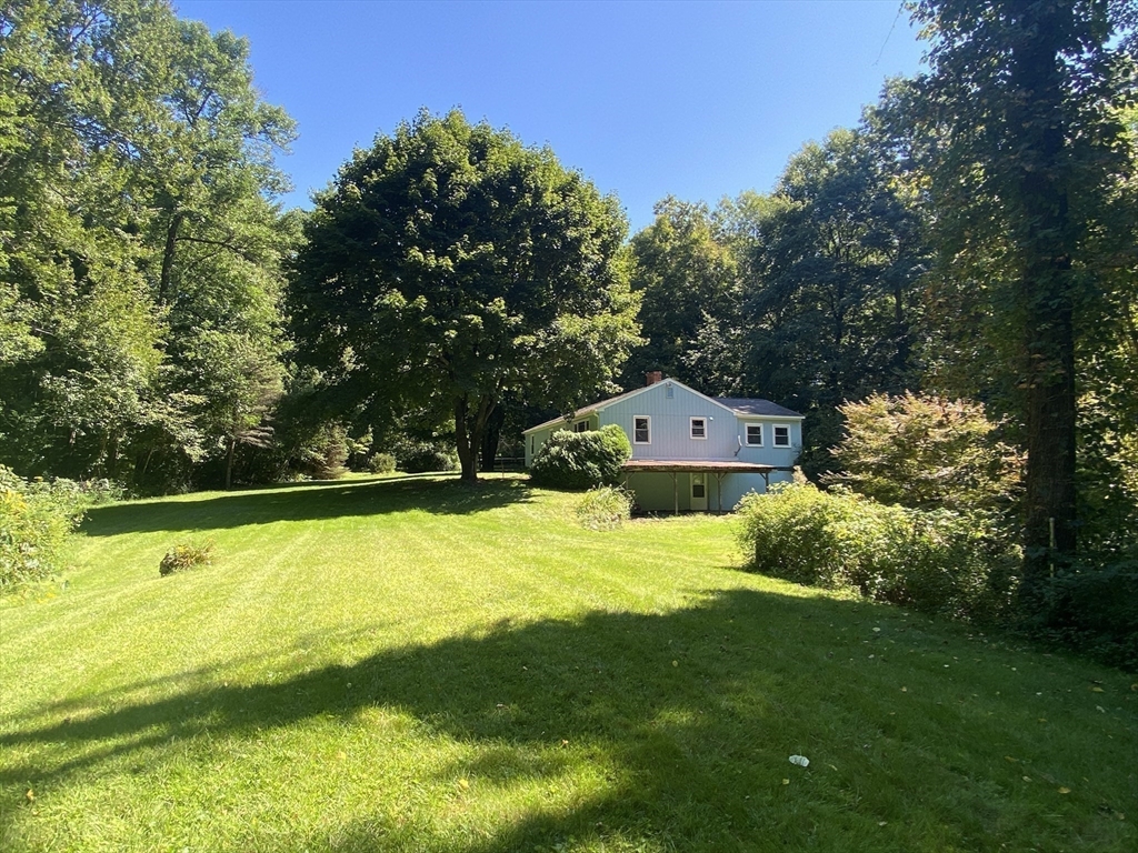 520 Southbridge Road Warren, MA 01585 - Photo 5 of 29