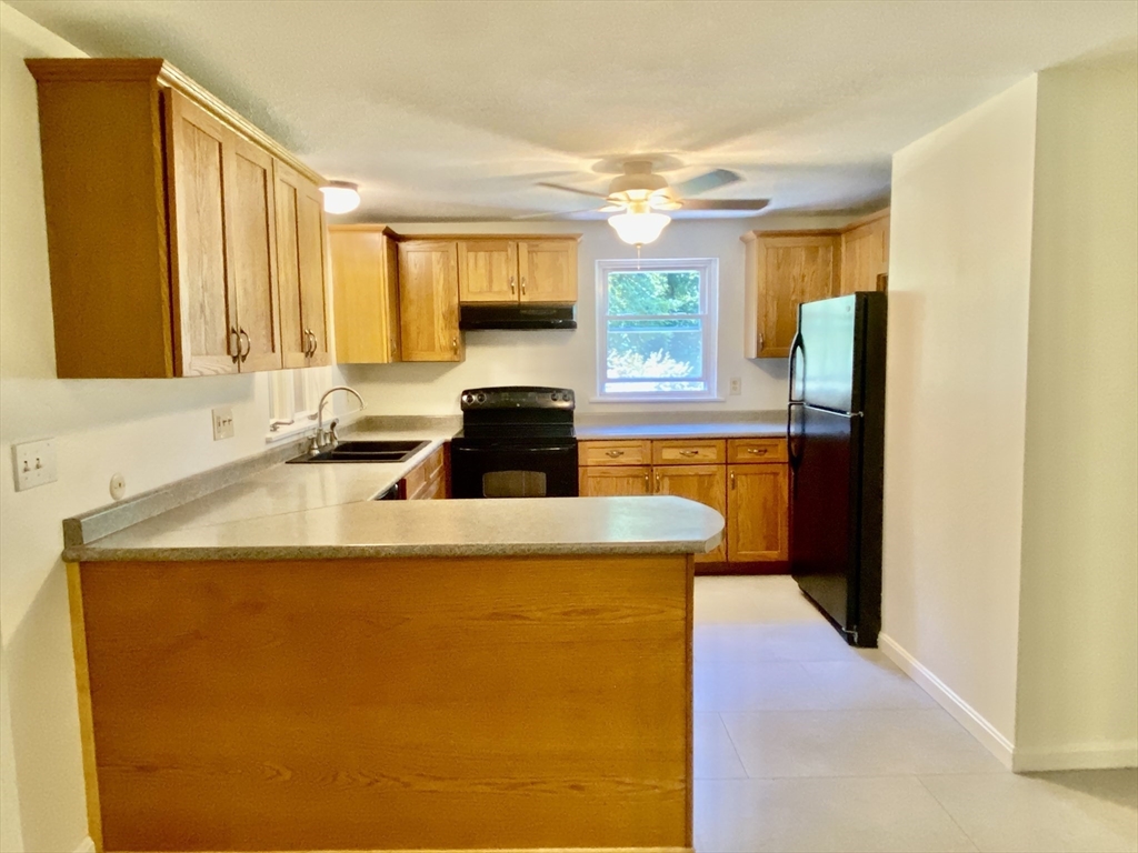 520 Southbridge Road Warren, MA 01585 - Photo 9 of 29