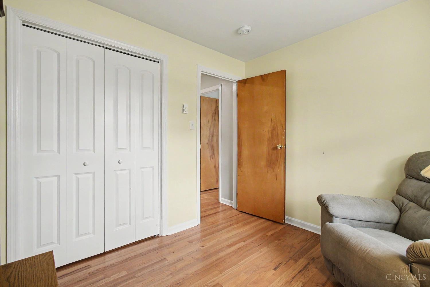 3162 Ebenezer Road Cincinnati, OH 45248 - Photo 13 of 30