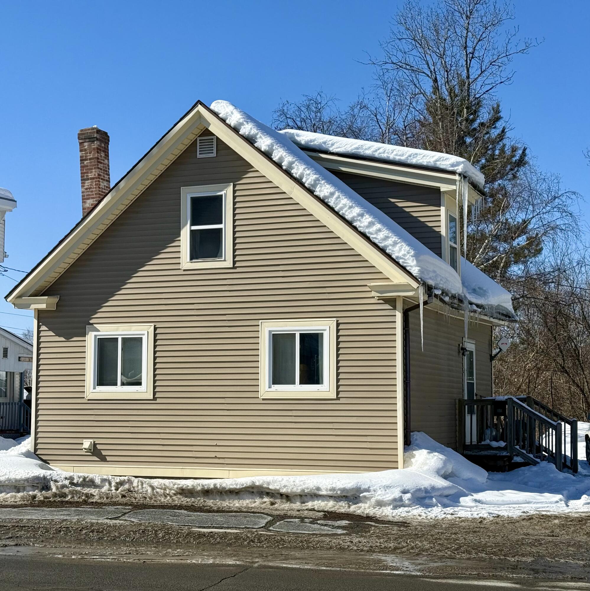 68 East Main Street Fort Kent, ME 04743 - Photo 1 of 18 IMG_4381