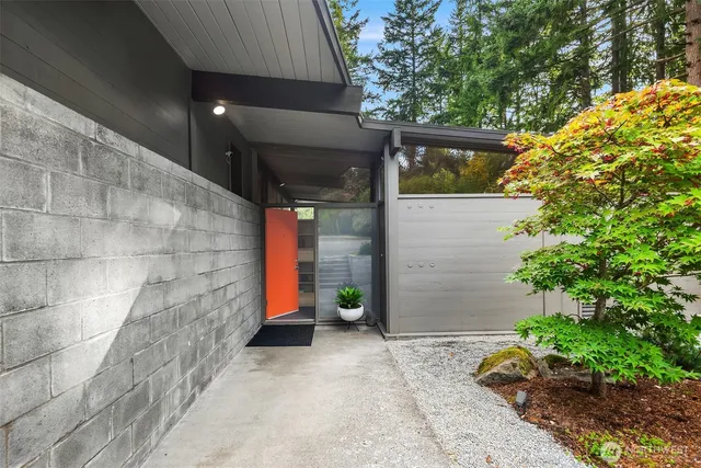 $1,795,000 | 14827 Southeast 55th Street, Bellevue, WA 98006