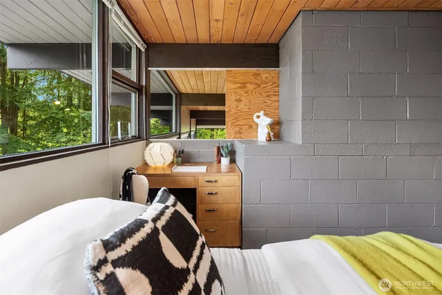 $1,795,000 | 14827 Southeast 55th Street, Bellevue, WA 98006