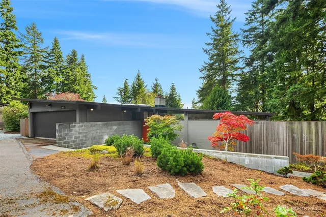 $1,795,000 | 14827 Southeast 55th Street, Bellevue, WA 98006