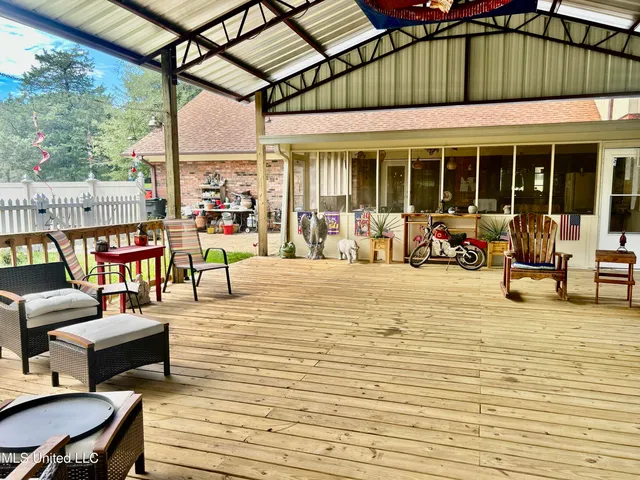 $349,000 | 1184 Hawthorne Drive, McComb, MS 39648