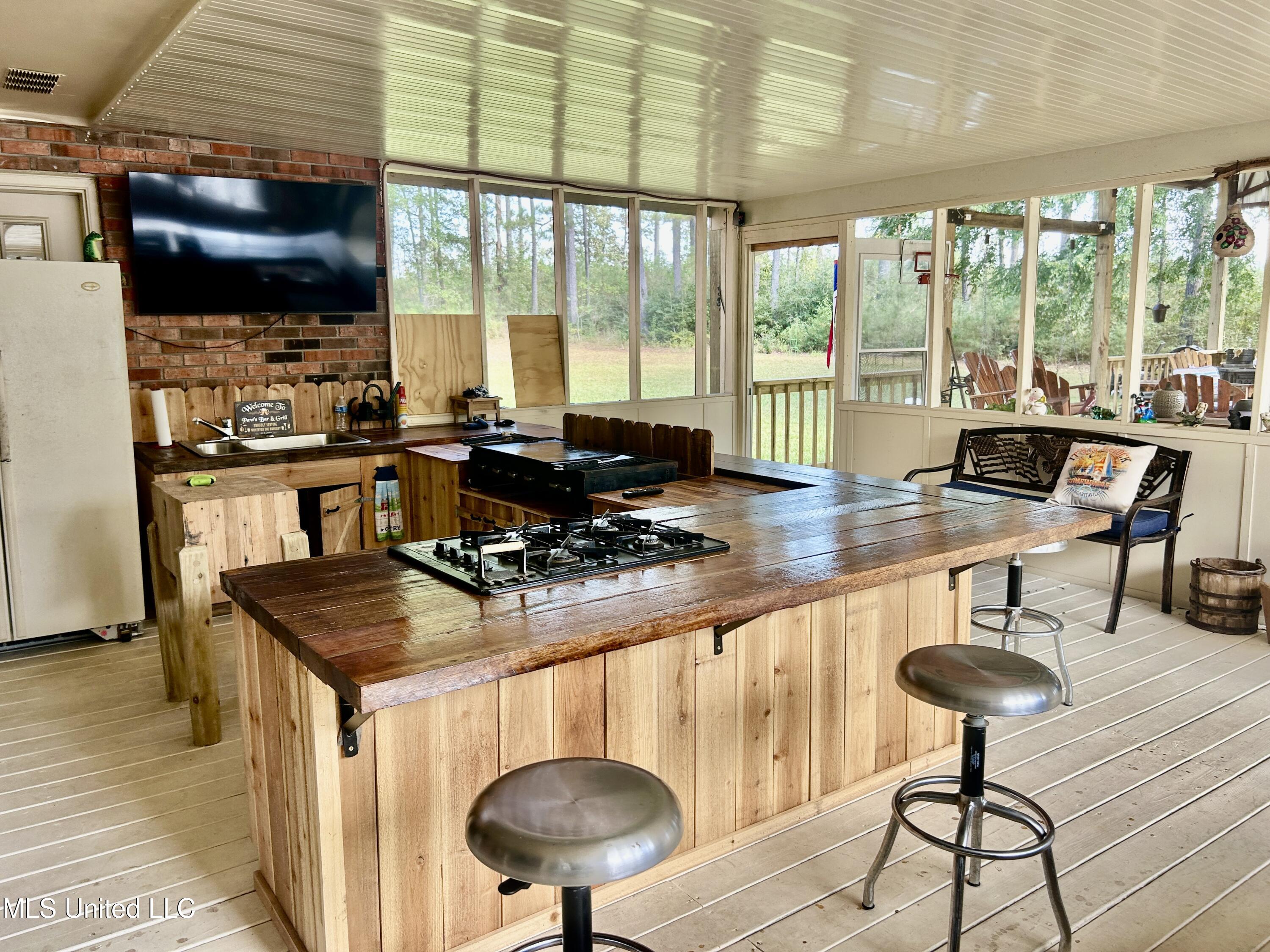 1184 Hawthorne Drive McComb, MS 39648 - Photo 14 of 39 IMG_6423