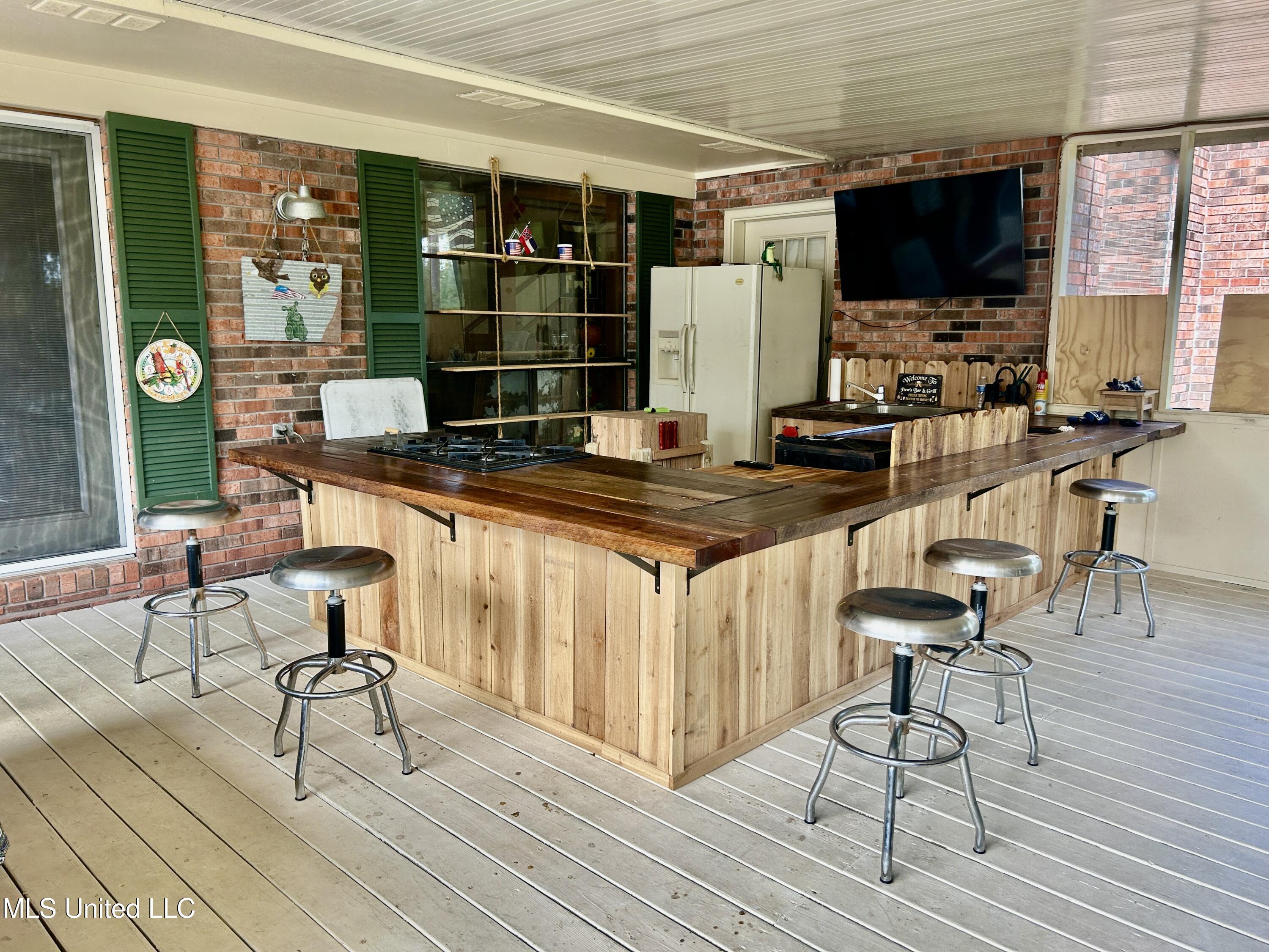 1184 Hawthorne Drive McComb, MS 39648 - Photo 15 of 39 IMG_6422