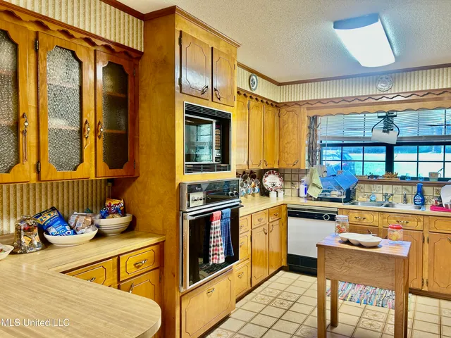 $349,000 | 1184 Hawthorne Drive, McComb, MS 39648